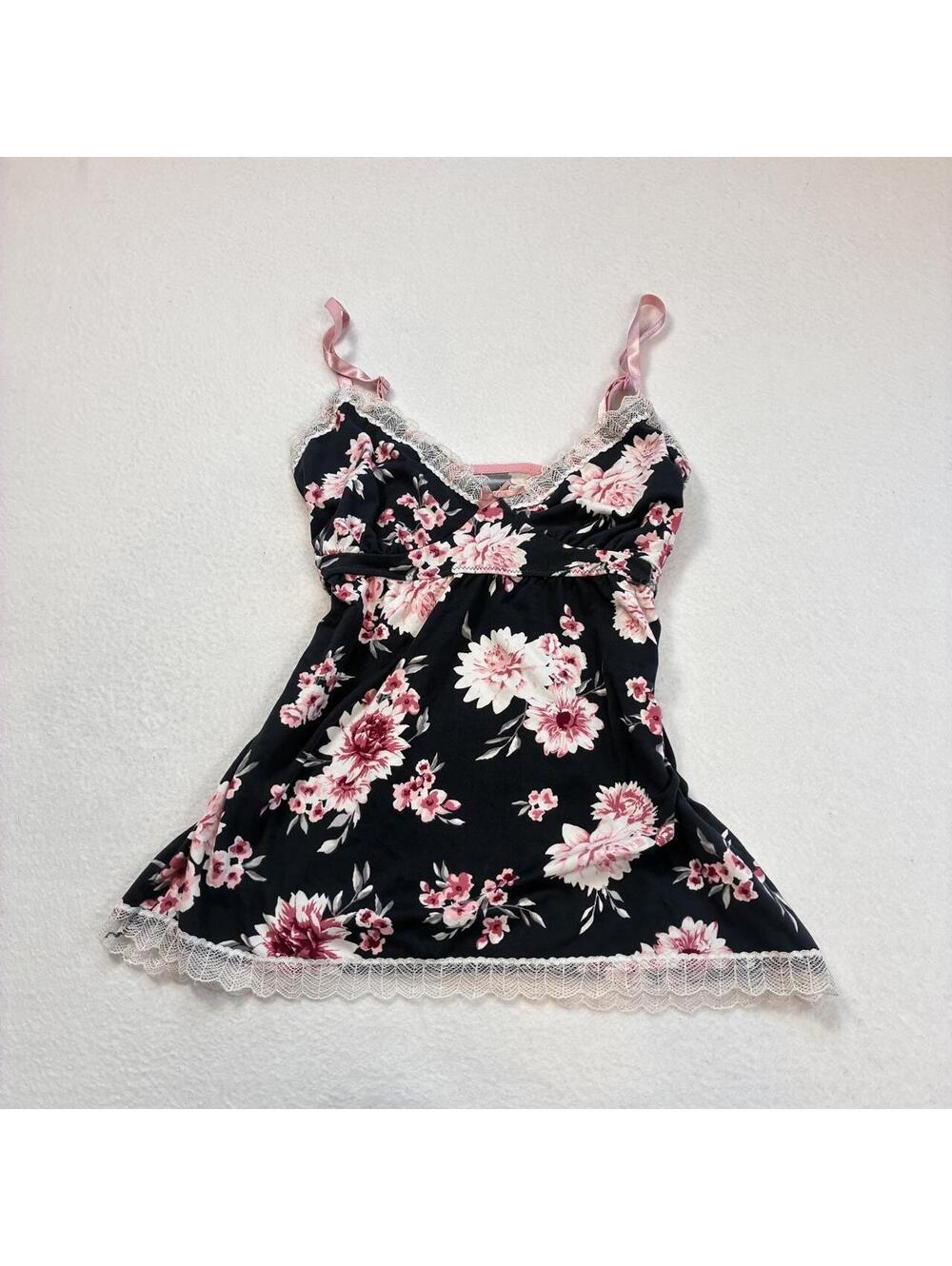 Pink floral babydoll sleepwear top with lace trim and bow!!! So cute